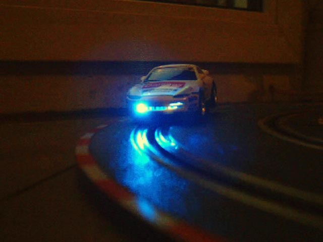 porsche03.jpg