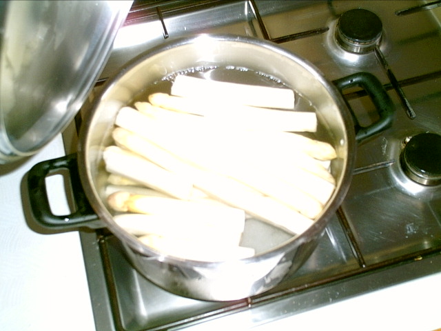 Lecker! Der erste Spargel in diesem Jahr!